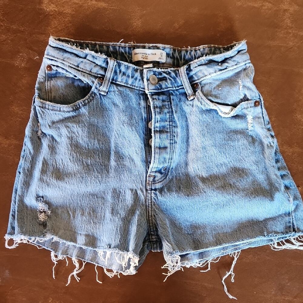 🚨2/$25 or 5/$50🚨Abercrombie & Fitch Light Blue Distressed Denim Shorts
